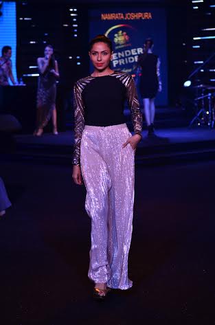Blenders Pride: Sushmita Sen steals show in Namrata outfits