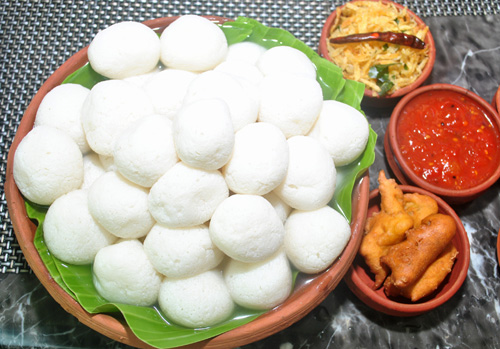 Sonnet hosts Bengali Food festival