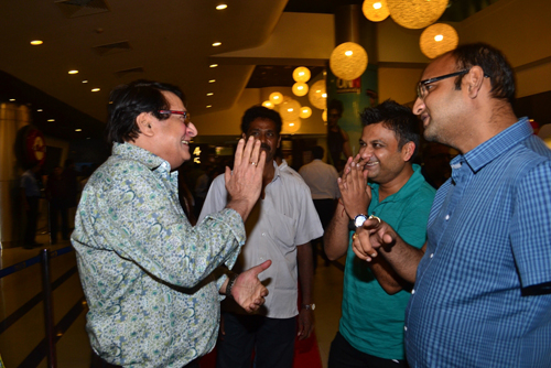 Stars glitter at 'Chaar' premiere in Kolkata