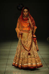 Tarun Tahiliani showcases at Bridal Fashion Week