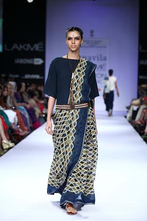 Konkona Sen Sharma walks the ramp at Lakme Fashion Week