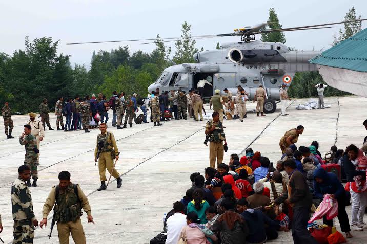 ARMY AND INDIAN AIR FORCE(IAF) TEAMS IN ACTION DURING RELIEF
