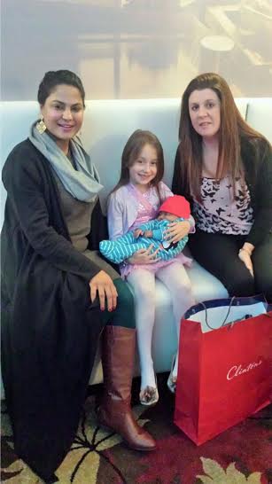 Veena Malik, Khattak launches a charitable organization in UK