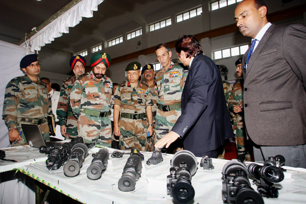 Army hosts technical symposium in Kashmir