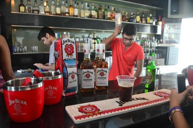 Kolkata hosts summer party in association with Jim Beam
