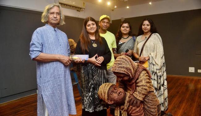 Gallery Sanskriti hosts exhibition of Ashoke Mullick, Nantu Behari Das' works