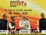 Narendra Modi launching the Pradhan Mantri MUDRA