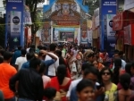 People make most of Maha Nabami in Kolkata