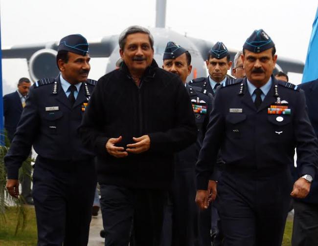 Parrikar visits Air Force Station Hindan