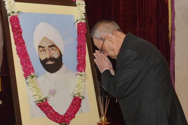 President pays tribute to Giani Zail Singh