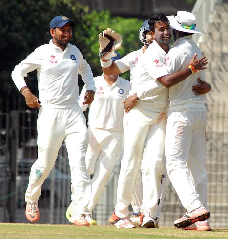 Australia fight back after initial jolts from Ojha
