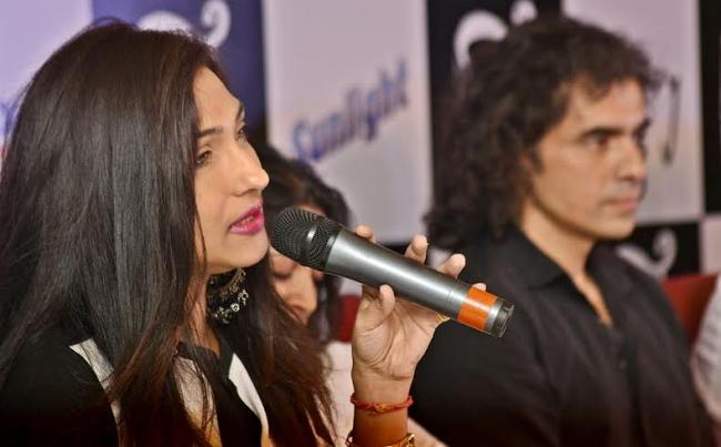 Kolkata: Imtiaz Ali, Rituparna Sengupta address media on 'Teenkahon'