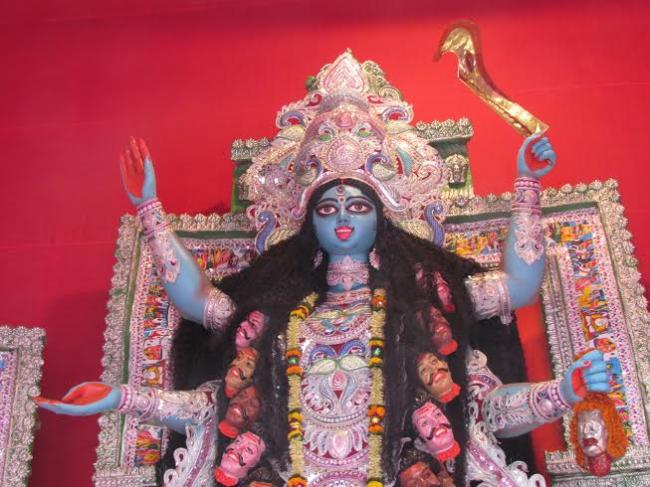 Kolkata: Balak Sangha hosts Kali Puja