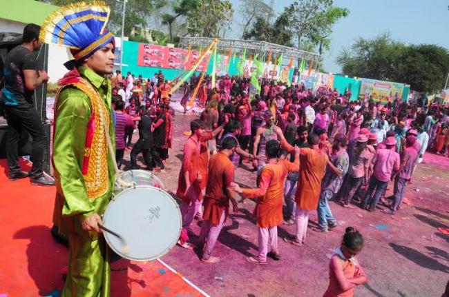 Kolkata's PC Chandra Gardens celebrates Holi