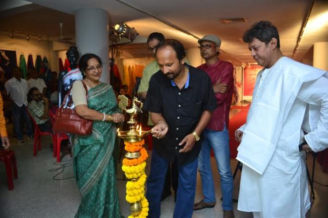 Designer Utpal Ghosh hosts exhibition on Textile Art & Weaving Abstraction