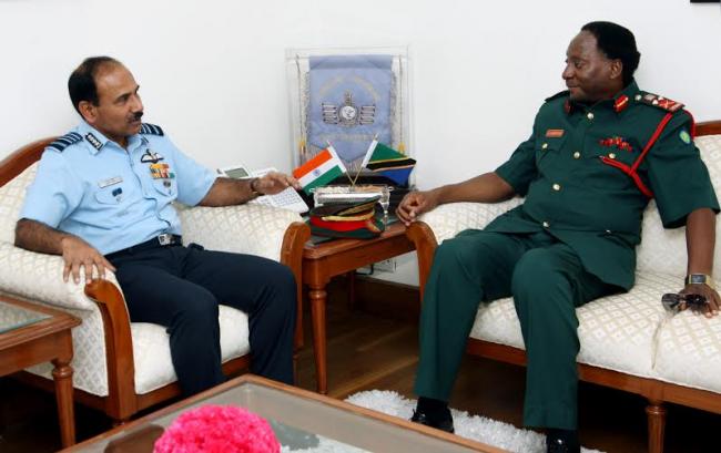 Tanzanian Chief of Defence Forces meets Indian COSC, CAS
