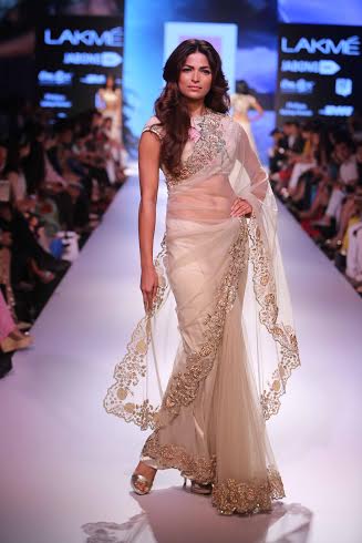 Day five opened at LFW Winter/Festive 2015 with glamorous collections by Anushree Reddy, Arpita Mehta and Ridhi Mehra