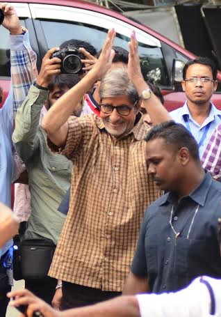Amitabh Bachchan visits Kolkata 