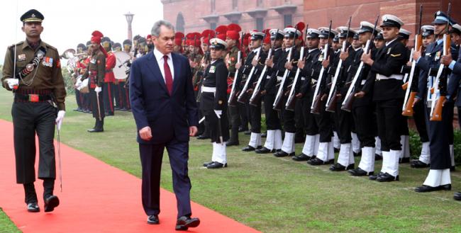 Parrikar invites Russian Defence industry to join in â€˜Make In Indiaâ€™ plan