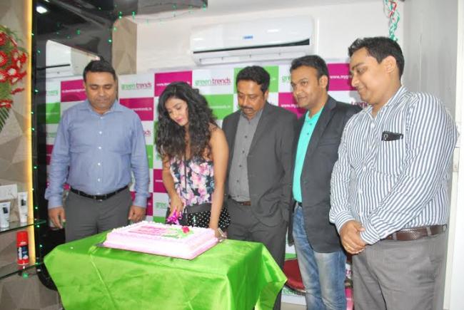 Green Trends launches 2 more salon outlets in Kolkata 