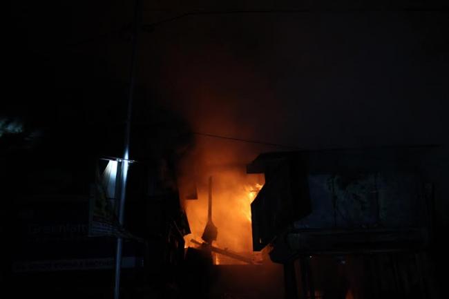 Fire in Kolkata's plywood godown 