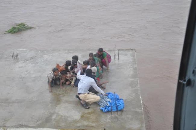 Gujarat floods cause submergence of low lying areas