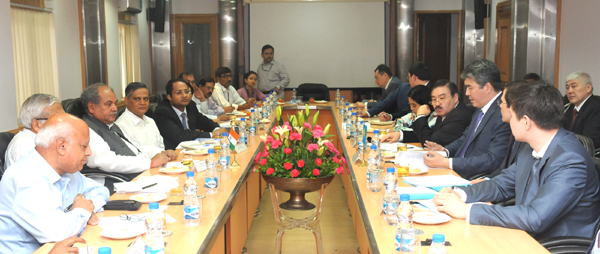 Jantia Hills Autonomous District Council (JHADC) meeting the Vice President, Mohd. Hamid Ansari
