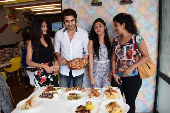 Crossroad cafe inaugurated in Kolkata