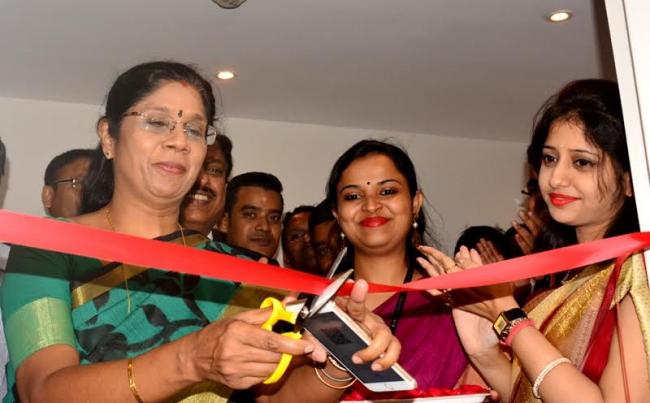 Sashi Panja inaugurates clinic at BM Birla Heart Research Centre