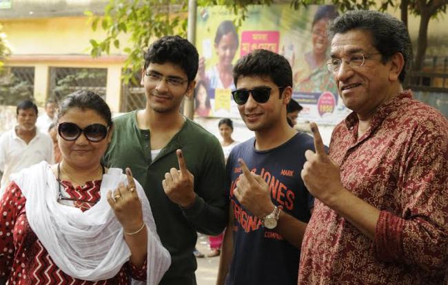 Bengal Assembly Polls: Celebrities exercise their constitutional rights