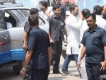 Rahul Gandhi comes to Medical College to see patients