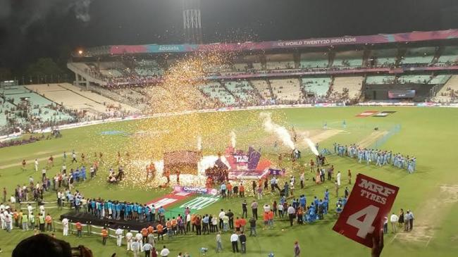 West Indies celebrate ICC World T20 victory