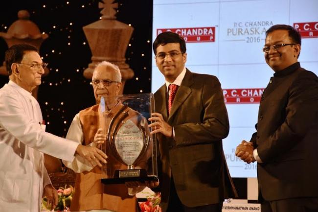 Kolkata: Vishwanathan Anand awarded P C Chandra Puraskaar 2016