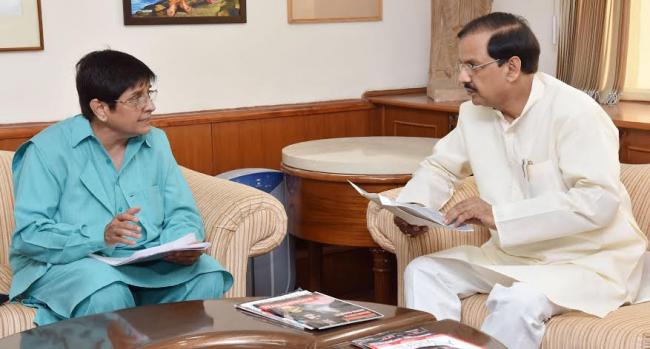 The Governor of Andhra Pradesh and Telangana,E.S.L. Narasimhan calling on the Union Home Minister