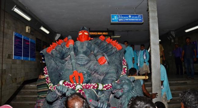 Kolkata: Durga idol of Ahiritola Sarbojanin to be kept at Esplanade Metro Station