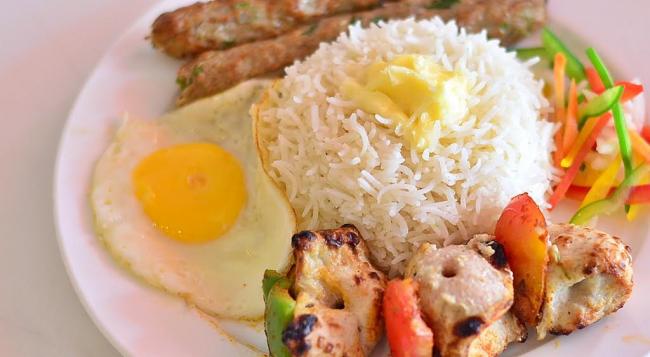 Shiraz Restaurants launches Lazeez Express outlet in Salt Lake in Kolkata 
