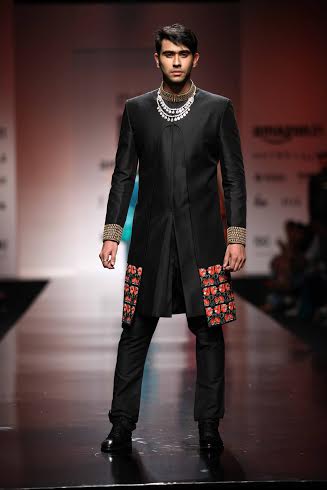 Amazon India Fashion Week: Viral, Ashish , Vikrant showcase collection
