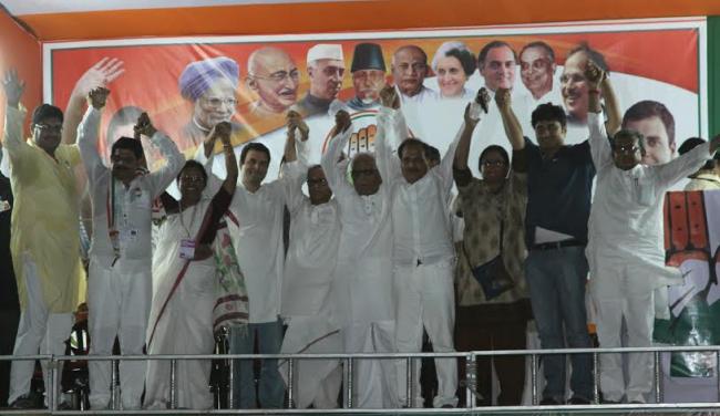 Rahul Gandhi addresses rally in Kolkata
