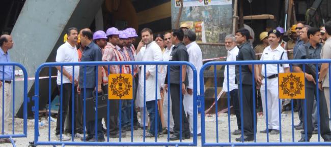 Rahul Gandhi, Congress leaders visit flyover mishap site