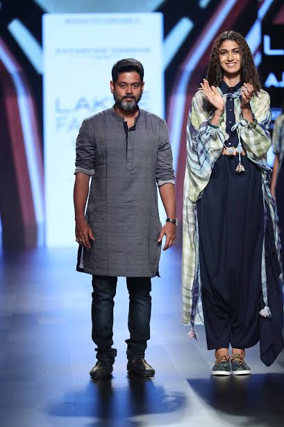 LFW: Models walk the ramp for designer Sayantan Sarkar 