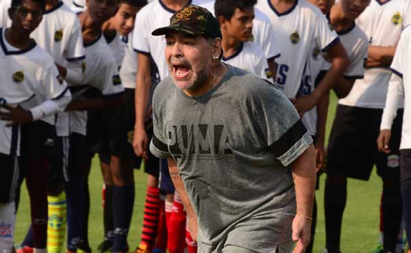 Diego Maradona relives football-romance in Kolkata