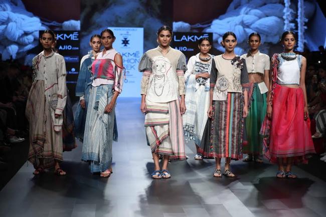 LFW: Models walk the ramp for designer Chaman Siju