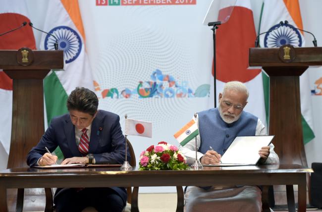 Nrendra Modi, Shinzo Abe deliver joint press statement in Gandhinagar
