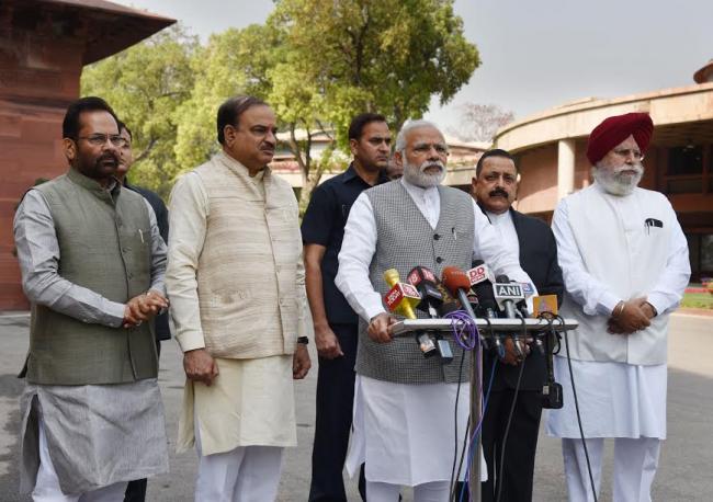  Narendra Modi with the recipients of Nari Shakti Puraskar 2016