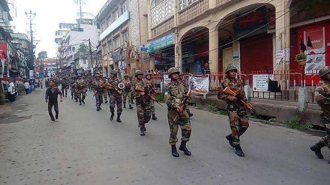 Army patrols Darjeeling hills to keep violence at bay