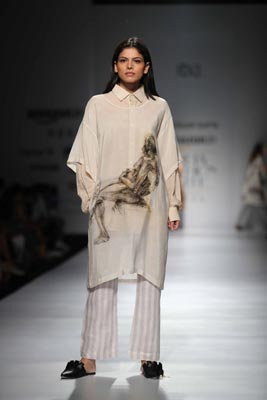 Aartivijay Gupta showcases her collections at Amazon India Fashion Week