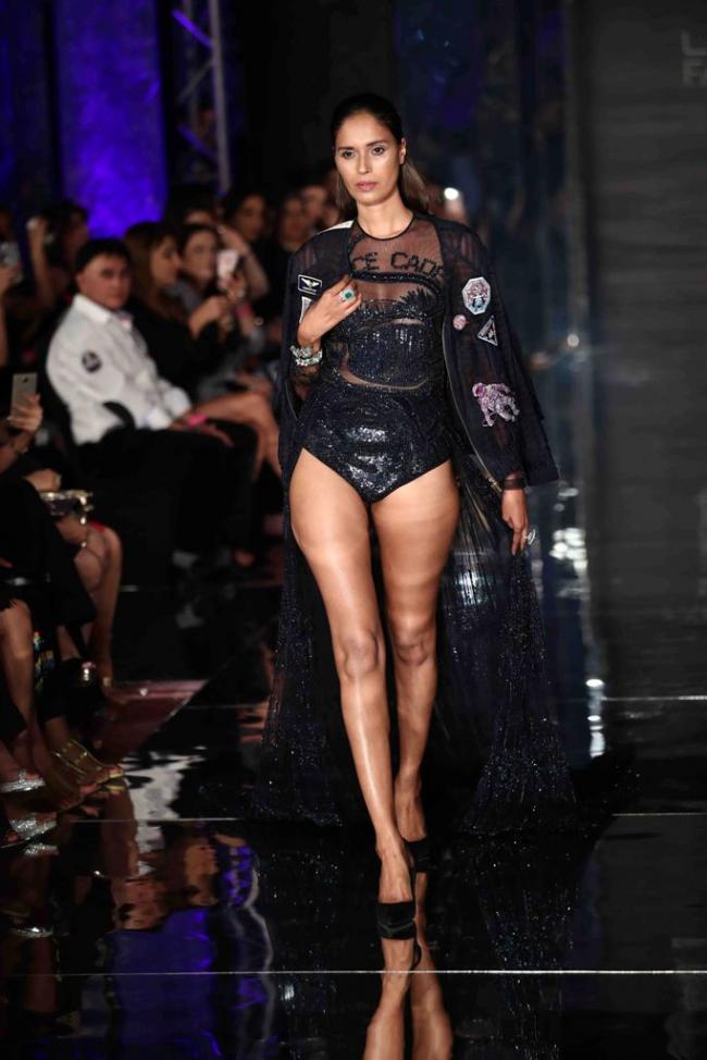 Preity Zinta walks ramp for designer Falguni Shane Peacock in Lakme Fashion Week