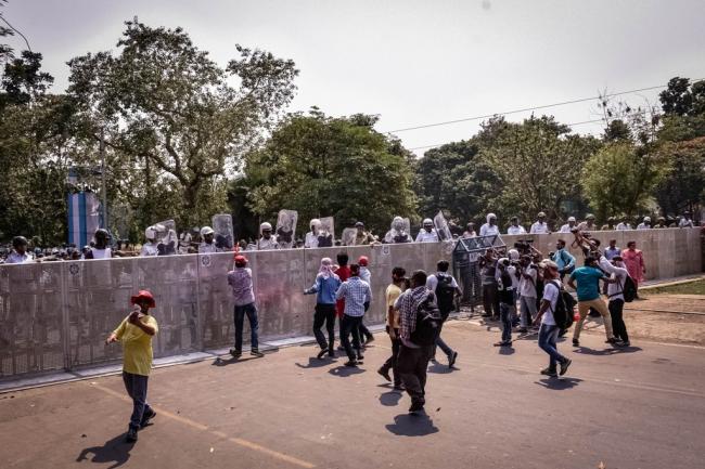 Glimpse: Lefts hold protest March to state secretariat Nabanna, clash with police