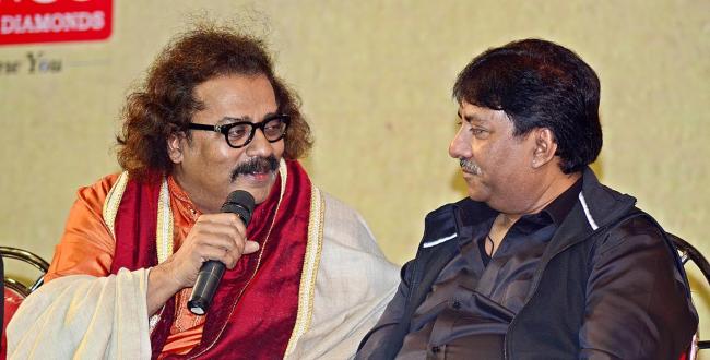 Kolkata: Hariharan gets Shyam Sundar Sarvottam Samman