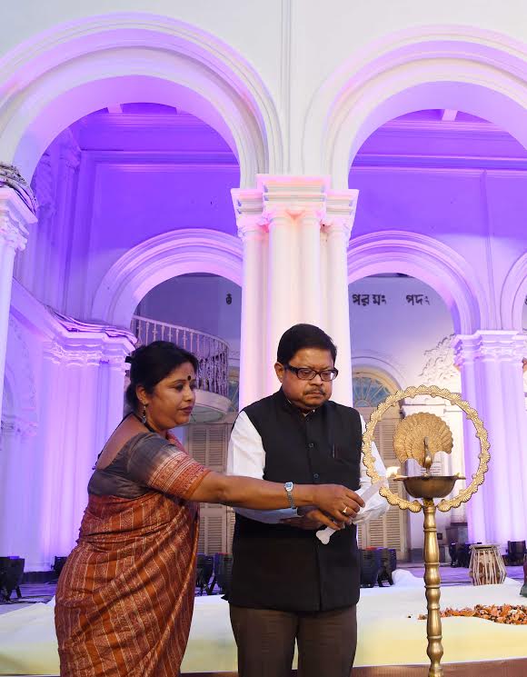 Kolkata: Classical music concert 'Basant Utsav' hosted at Jorasanko Thakurbari